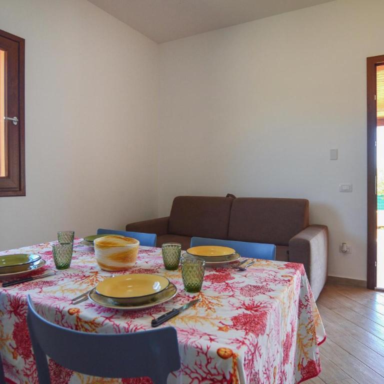 2 Bedroom Nice Home In Balestrate - Casa con 2 Camere da Letto - 1