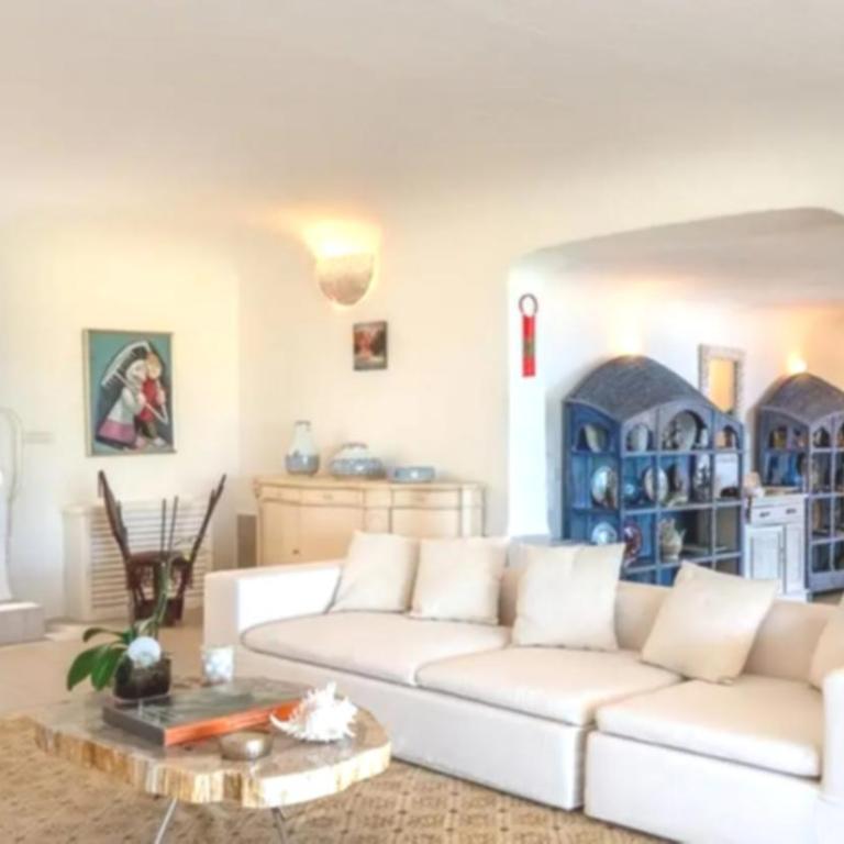 Luxury Beachfront Villa with Private Pool in Porto Rotondo - Villa - 10