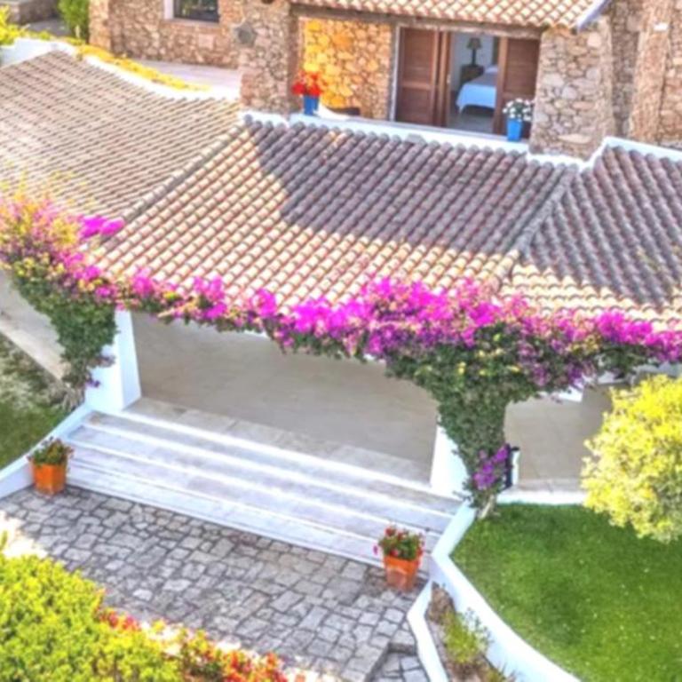 Luxury Beachfront Villa with Private Pool in Porto Rotondo - Villa - 12