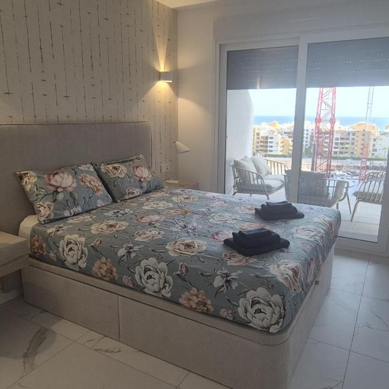 Apartment Punta Prima BR3 Deluxe - Three-Bedroom Superior Apartment - 19