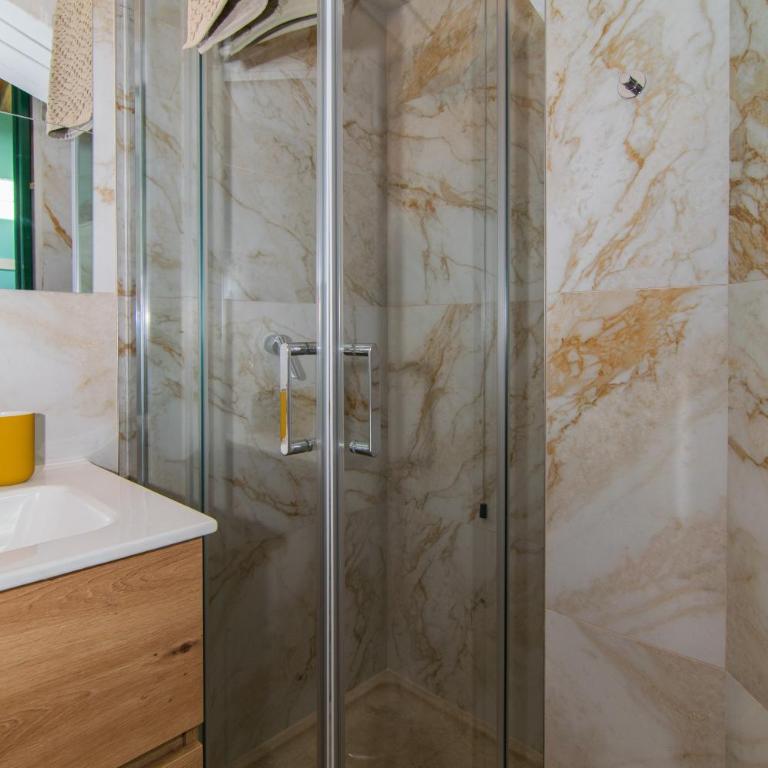 Newly Renovated Studio 500m from Lake Garda - Appartamento con 1 Camera da Letto - 21