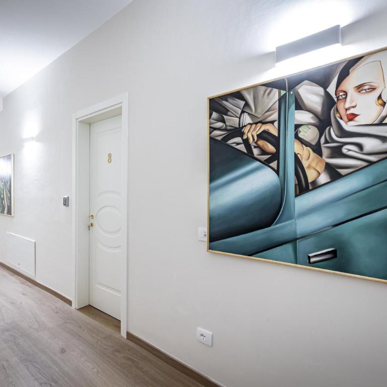 Seven Suites Florence near station - Camera Matrimoniale Deluxe con Balcone - 9