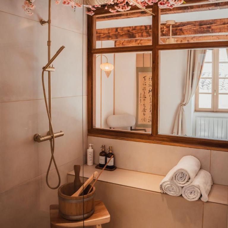 Suite Kyoto, experience Japonaise & shower spa XXL au coeur d'Uzès - Appartement 1 Chambre - 16