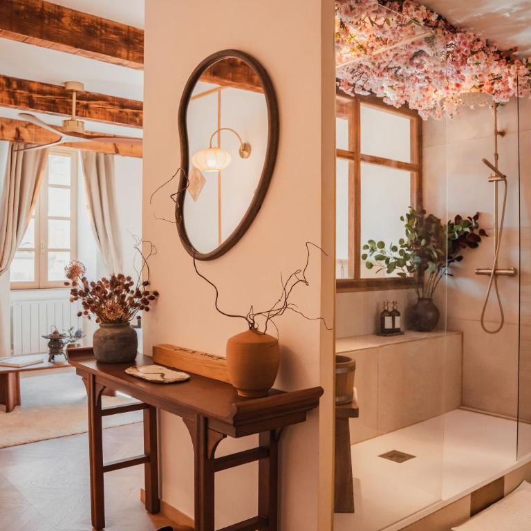 Suite Kyoto, experience Japonaise & shower spa XXL au coeur d'Uzès - Appartement 1 Chambre - 17