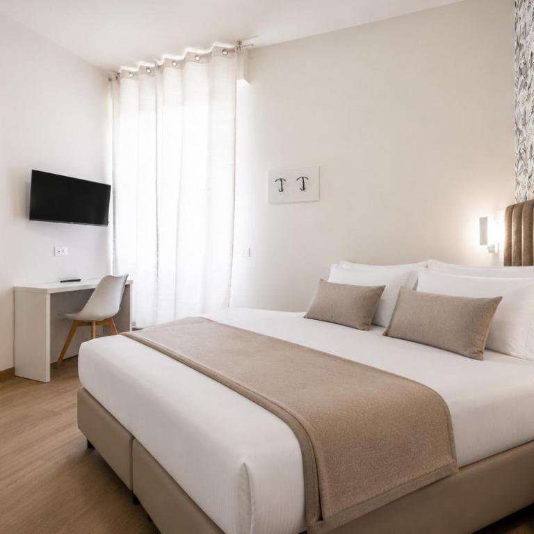 Seven Suites Florence near station - Camera Matrimoniale Standard - 3