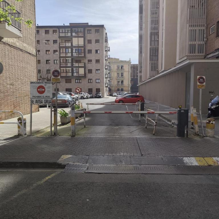 Los Arcos Pamplona Apartamento zona céntrica y tranquila - Apartamento de 3 dormitorios - 15