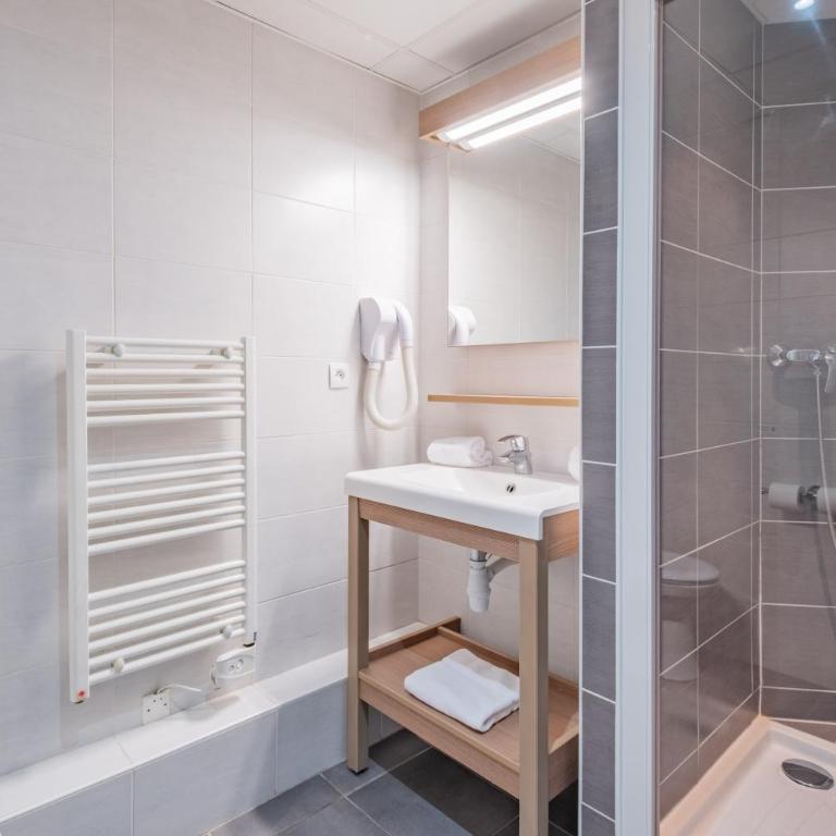 Zenitude Hôtel-Résidences Cannes Mandelieu - Studio Lit Queen-Size - 9