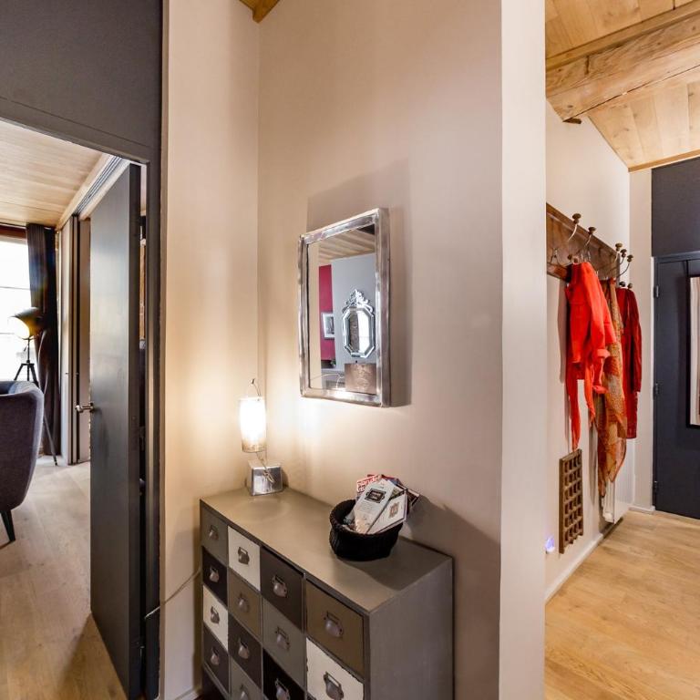 All in Lyon | Le loft cinéma - Apartment - 18