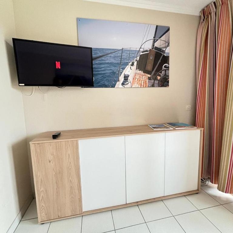 Red Apple Esterel - SEA view - WITHOUT Stairs - WIFI - Parking - Appartement 2 Chambres - 2