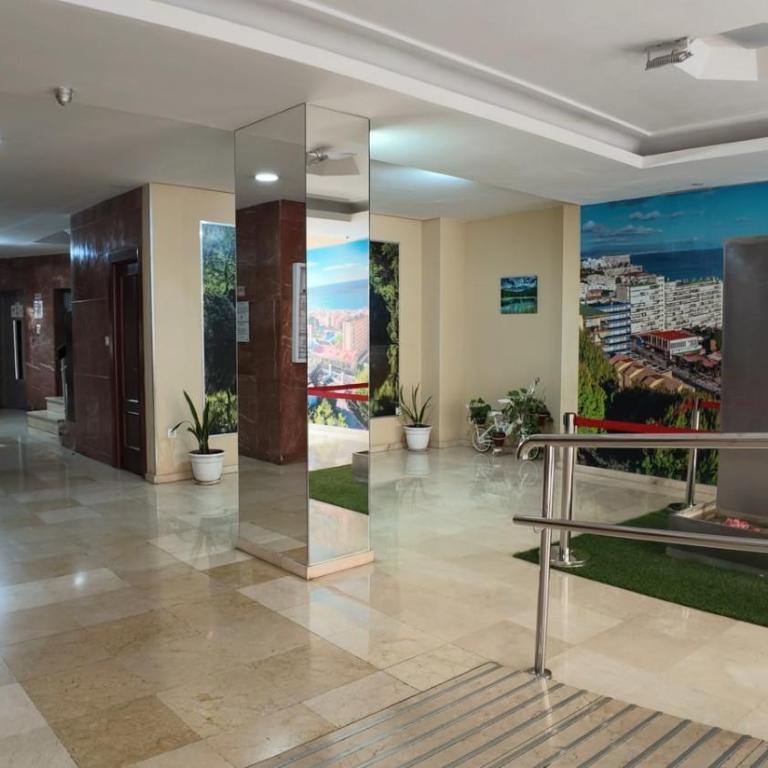 CENT7 - Central Studio with Seasonal Pool, AC and Lift - Torremolinos - Estudio - 8