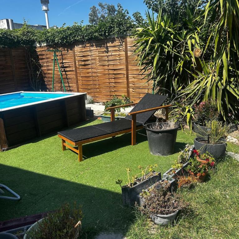 Pleasant house with garden and pool - Two-Bedroom Apartment - 3