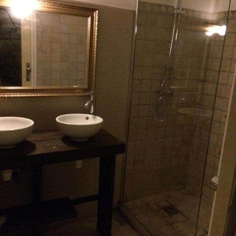 Pleasant house with garden and pool - Two-Bedroom Apartment - 8