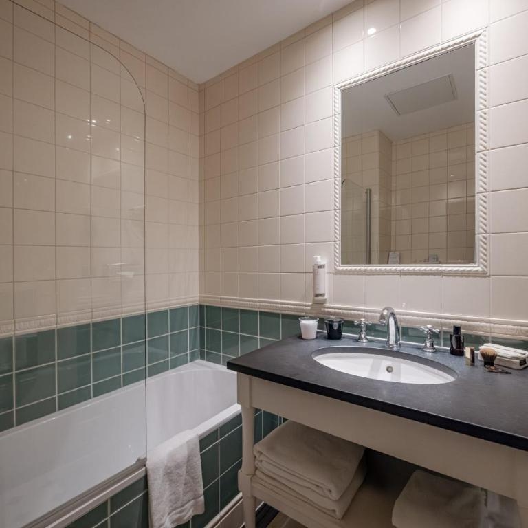 Hôtel Régent Contades By Stay Collection - Chambre Classique - 3