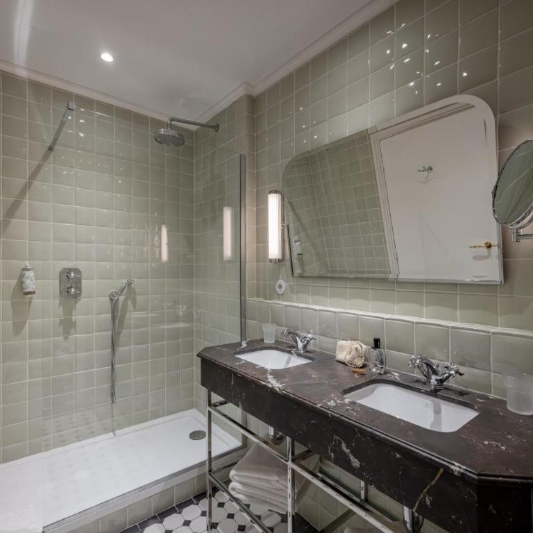 Hôtel Régent Contades By Stay Collection - Chambre Deluxe - 5