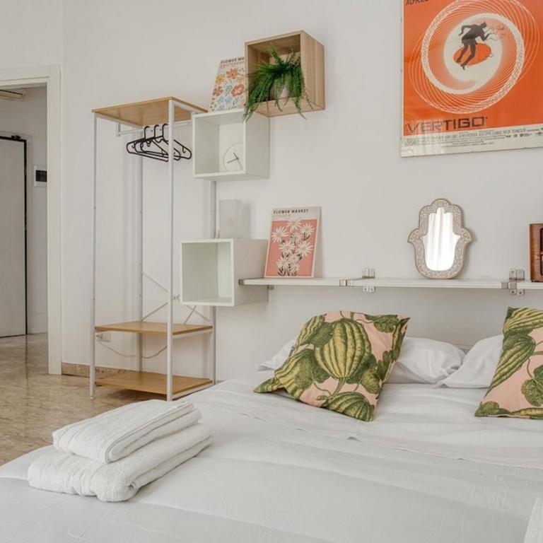 Milano Modern Apartment - Up to 6 guests - Appartamento con 2 Camere da Letto - 1