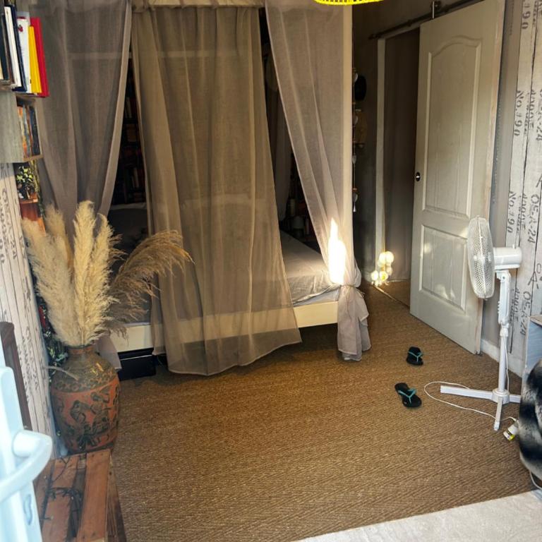 Pleasant house with garden and pool - Two-Bedroom Apartment - 15