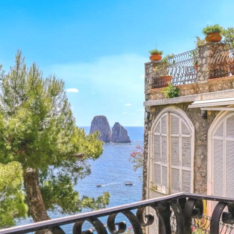 Charming Apartment Marina with sea views Capri - Apartment - 16