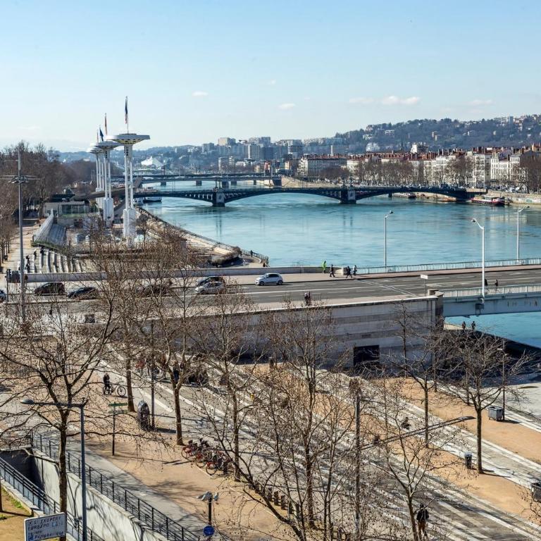 AllinLyon | Vue Hôtel-Dieu & charme - Apartment - 31