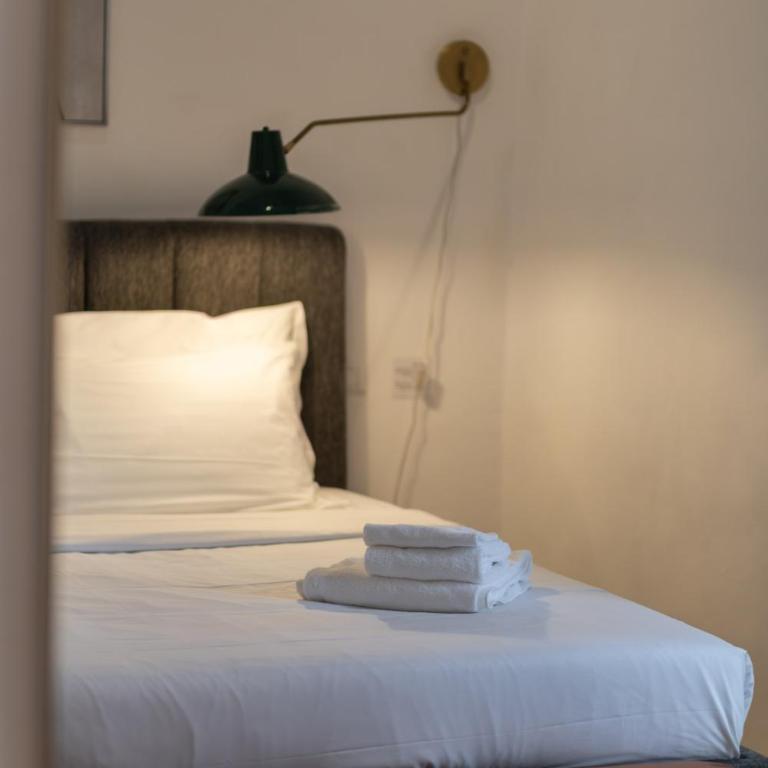 Palazzo Taverna Apartments - Appartamento Deluxe con 3 Camere da Letto - 2