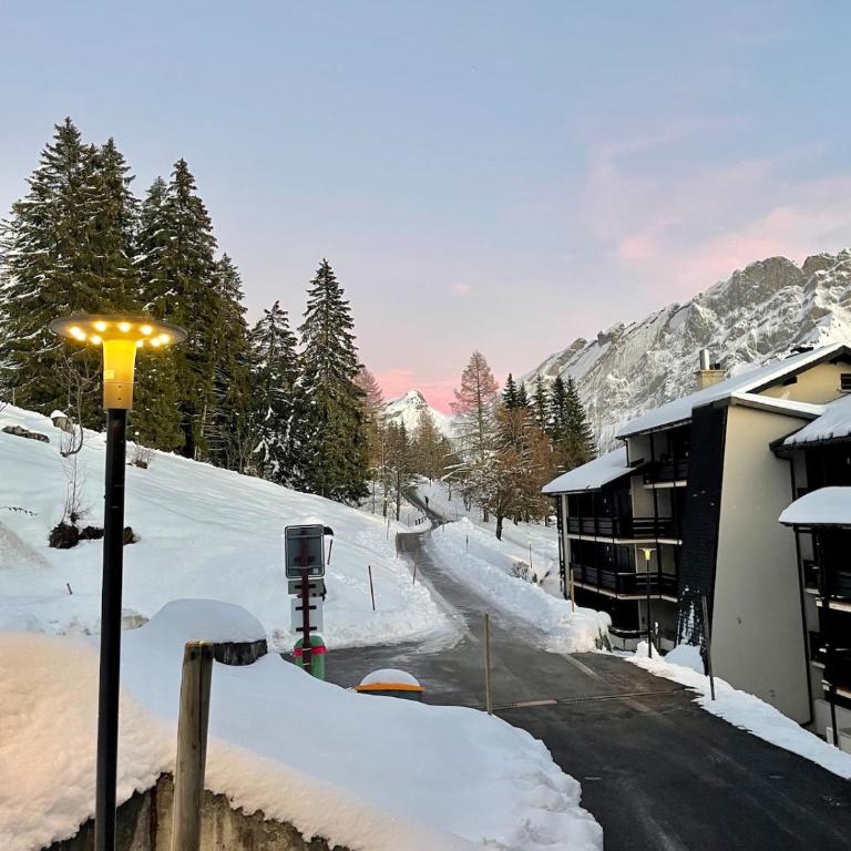 Mountains spacious nest - Two-Bedroom Apartment - 20