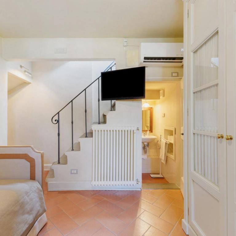 Villa Pian dei Giullari con Piscina - Villa con Vista Giardino - 5