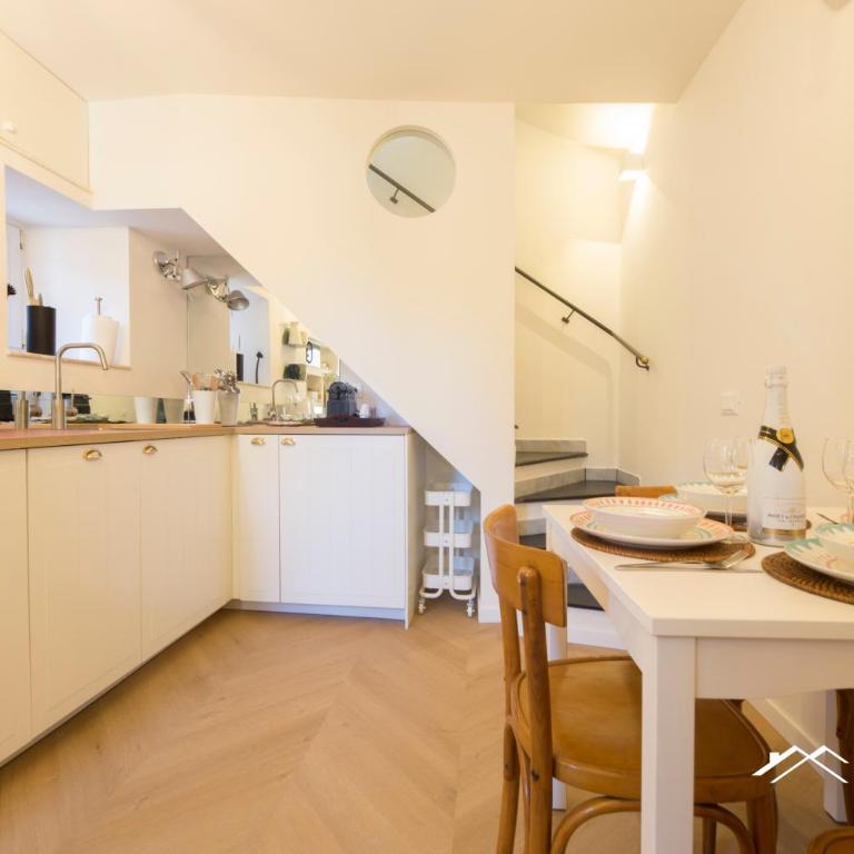Beach 2Min | 2BR| WIFI|A/C| by Tilo - Appartamento Deluxe con 2 Camere da Letto e Balcone - 42