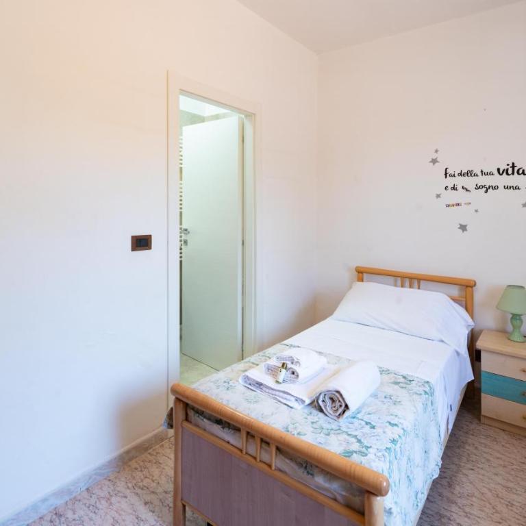 Villa Rita Ostuni with pool by Rentbeat - Villa con 3 Camere da Letto - 30