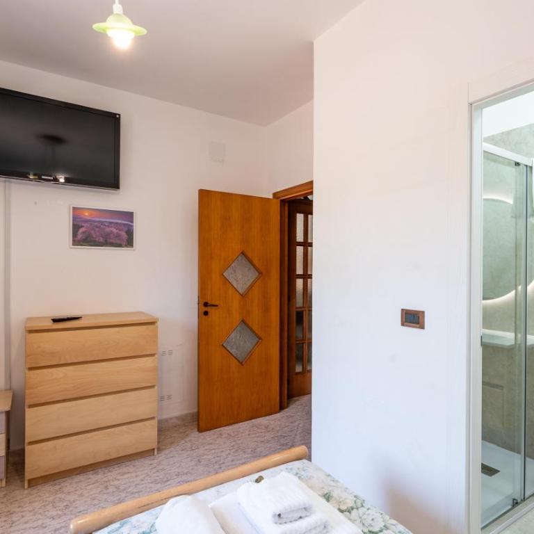 Villa Rita Ostuni with pool by Rentbeat - Villa con 3 Camere da Letto - 34