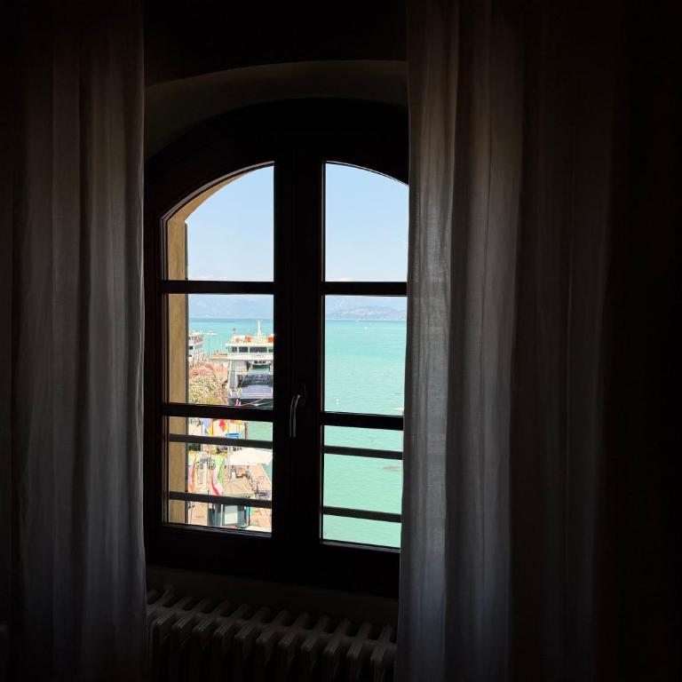 Casa Girardi - Appartamento con 2 Camere da Letto e Vista Lago - 12