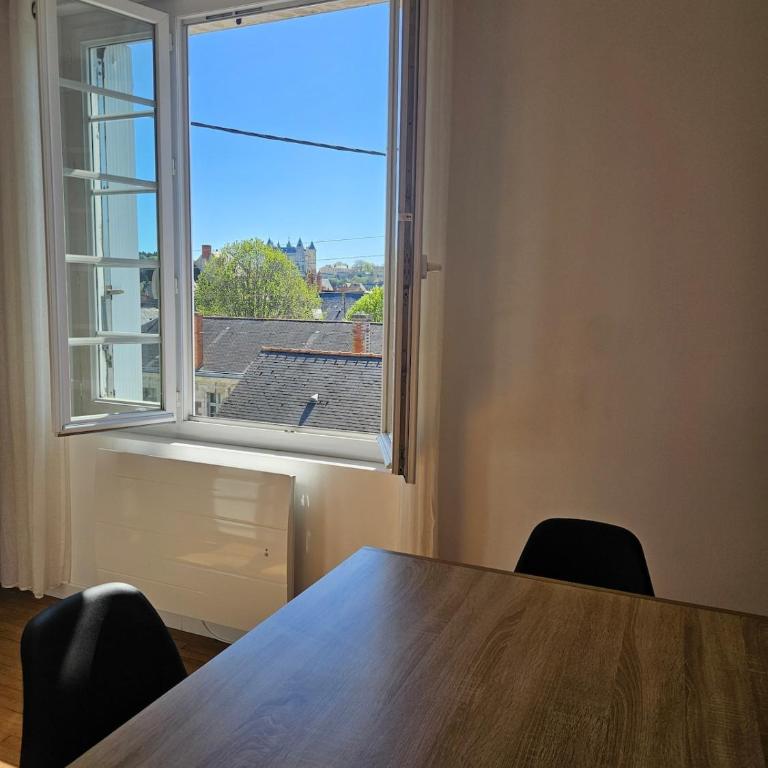 Appartement lumineux avec vue sur le château - Appartement 3 Chambres - 1