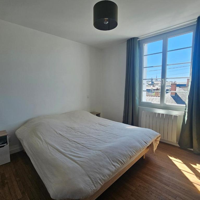 Appartement lumineux avec vue sur le château - Appartement 3 Chambres - 9