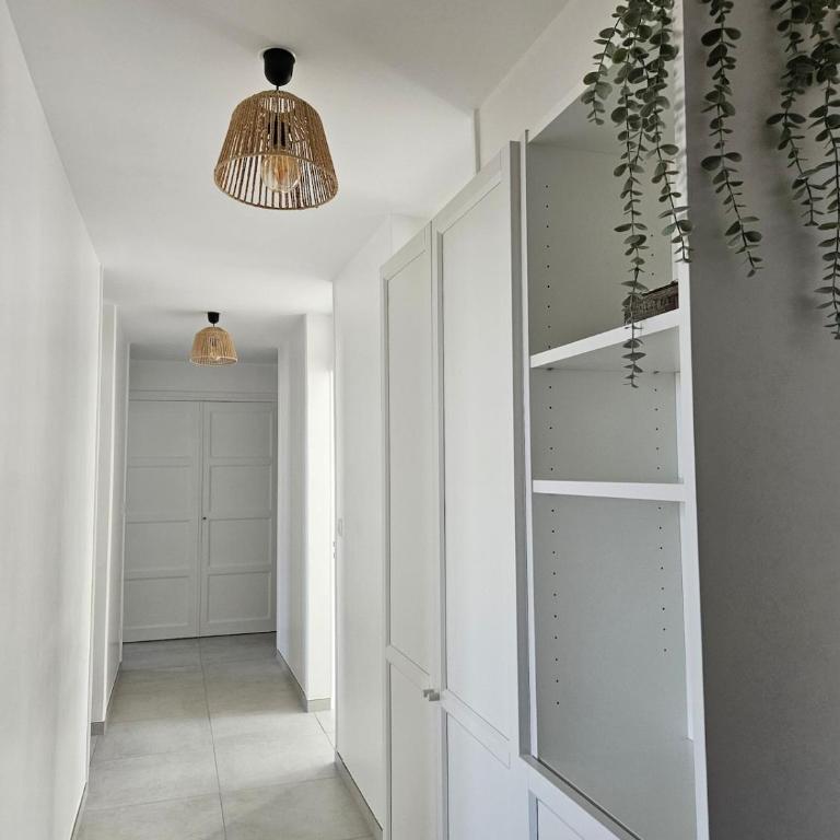Appartement lumineux avec vue sur le château - Appartement 3 Chambres - 12