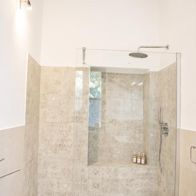 Il Casale delle Finestre Rosse - Camera Matrimoniale con Bagno Privato - 3
