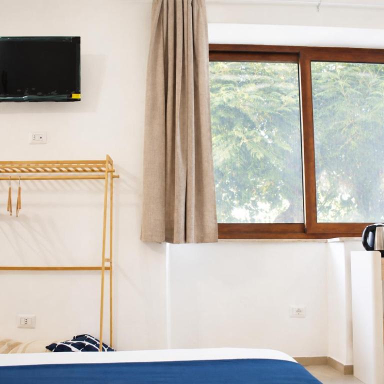 Il Casale delle Finestre Rosse - Camera Matrimoniale con Bagno Privato - 4