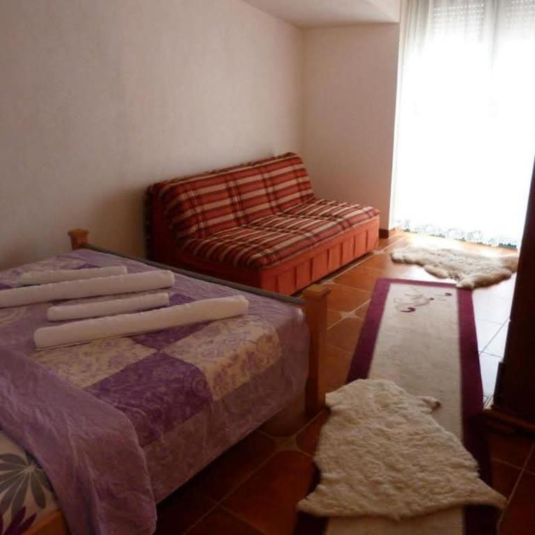 Apartments Zurich Ulcinj - Deluks Trokrevetna Soba - 5