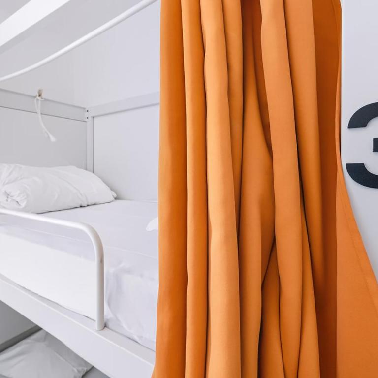 Le Couvent - Hostel - Lit dans Dortoir Mixte de 4 Lits - 9