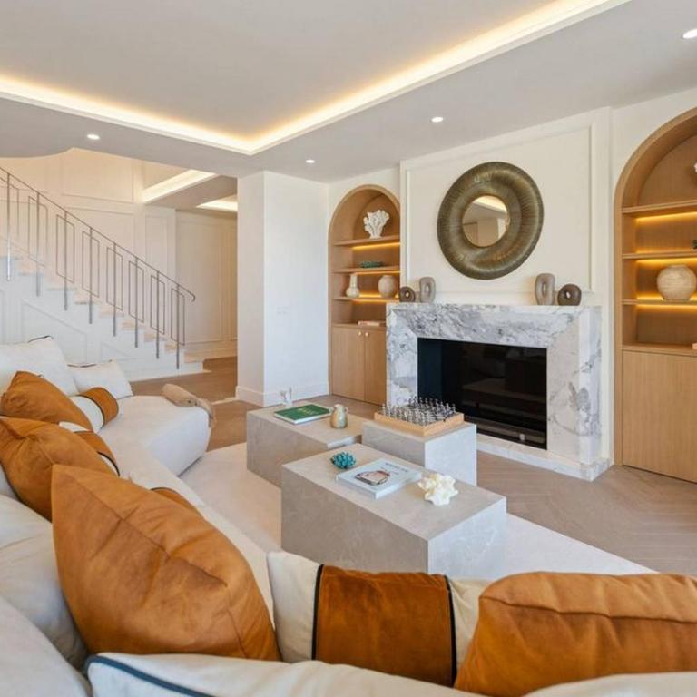 Edwin alojamento v32 - Four-Bedroom Penthouse Apartment - 14