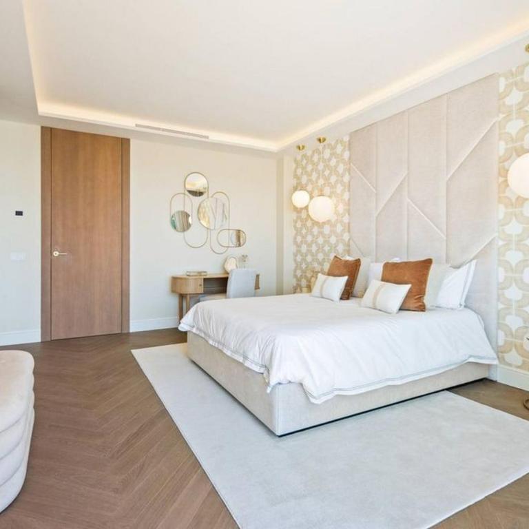 Edwin alojamento v32 - Four-Bedroom Penthouse Apartment - 13