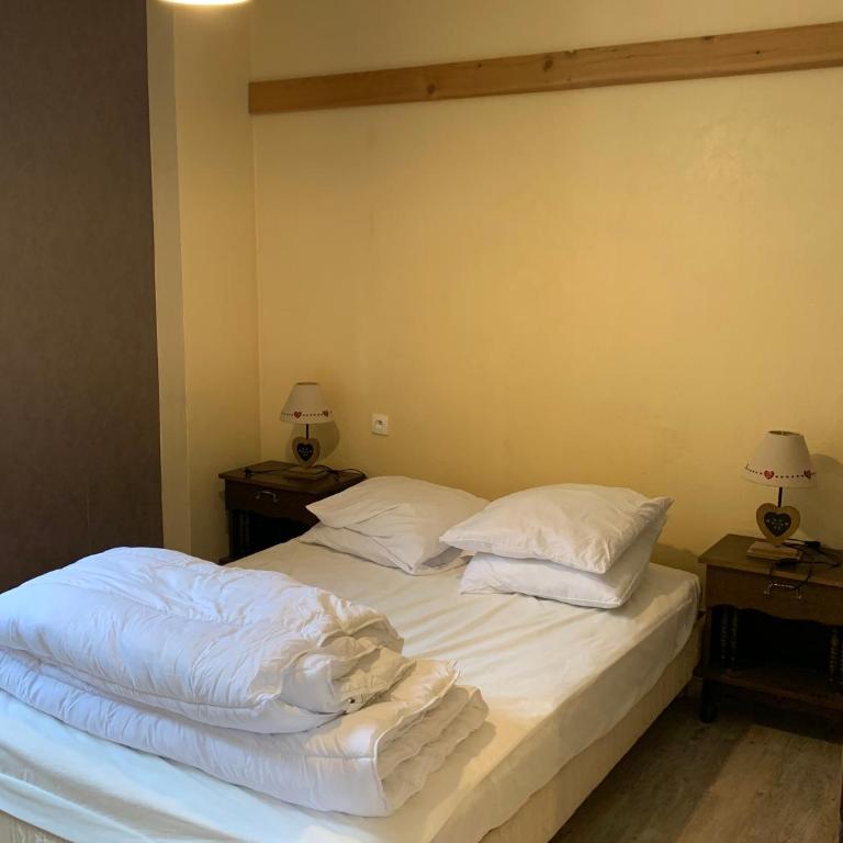 Appart T3 Saint Julien Montdenis - Two-Bedroom Deluxe Apartment with Garden View - 3