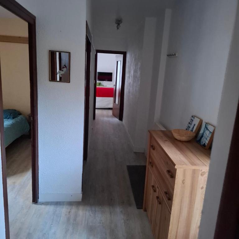 Appart T3 Saint Julien Montdenis - Two-Bedroom Deluxe Apartment with Garden View - 10