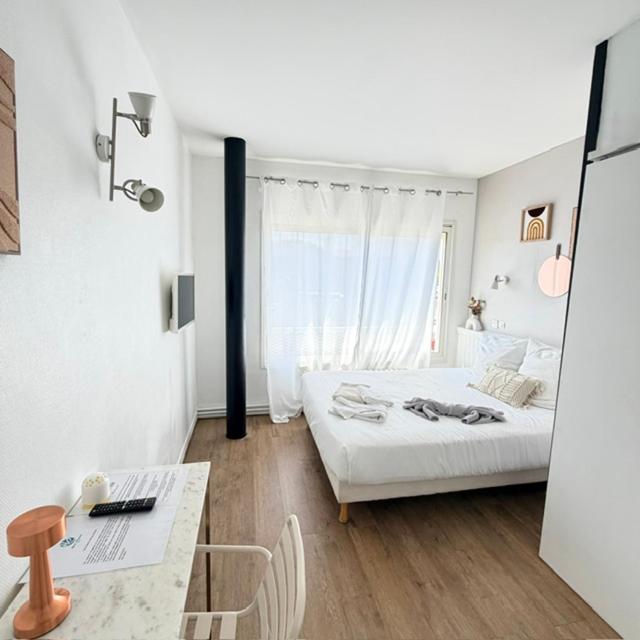 Hôtel La Croisette & Restaurant Bistrot Gantier en centre ville - Chambre Double Standard - 5