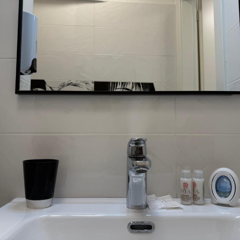 TimoApt - Cozy studio in the heart of Bologna - Appartamento con 1 Camera da Letto - 11