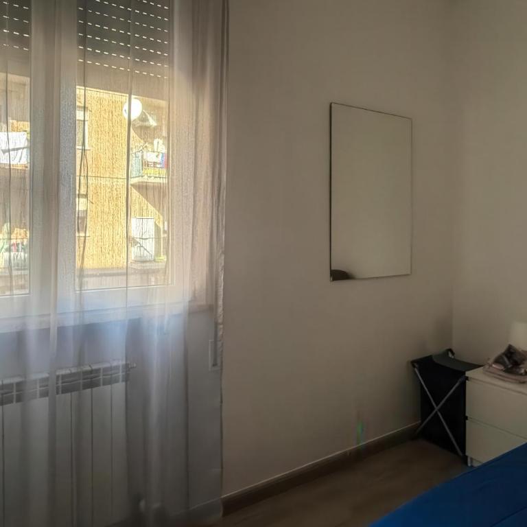 Vivi Ferrara - Appartamento con 2 Camere da Letto - 5