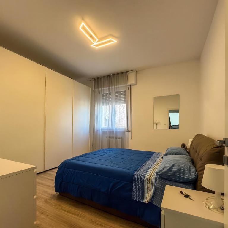Vivi Ferrara - Appartamento con 2 Camere da Letto - 12