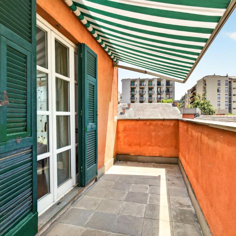 Attico con Parcheggio e vista Mare - Genova - Appartamento - 39