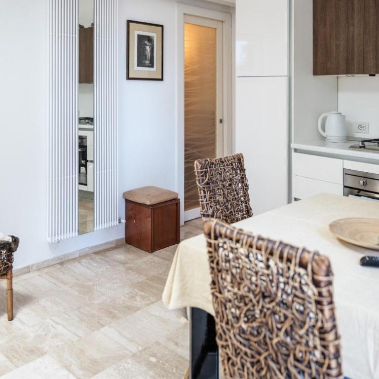 Appartamento in Villa con giardino - Appartamento con 1 Camera da Letto - 5