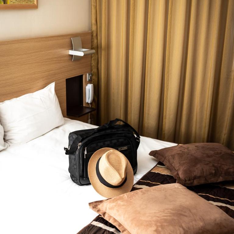 Adonis Gapotel - Grande Chambre Double - 5