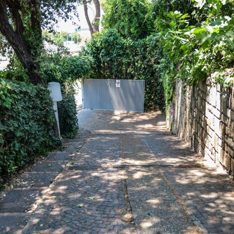 Appartamento in Villa con giardino - Appartamento con 1 Camera da Letto - 22