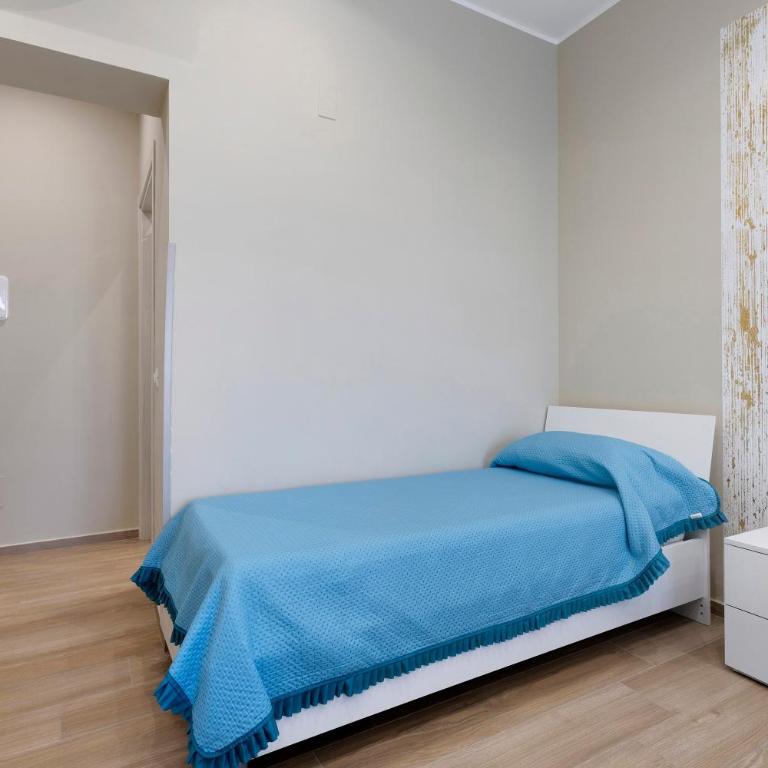 House stazione - Dreibettzimmer mit Dusche - 7