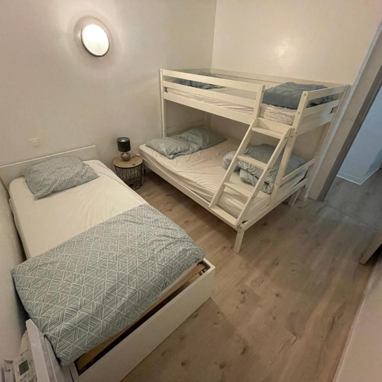 Appartement T3 à 8 min du Futuroscope - Apartment mit 2 Schlafzimmern - 4